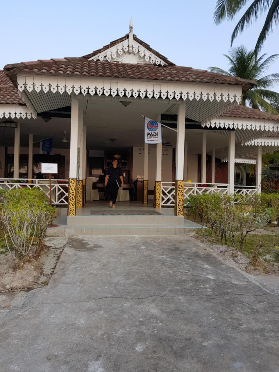 Sari Pacifica Resort&Spa, Lang Tengah Bagian luar foto